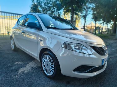 Lancia Ypsilon 1.2 benzina GPL VALIDO 2031