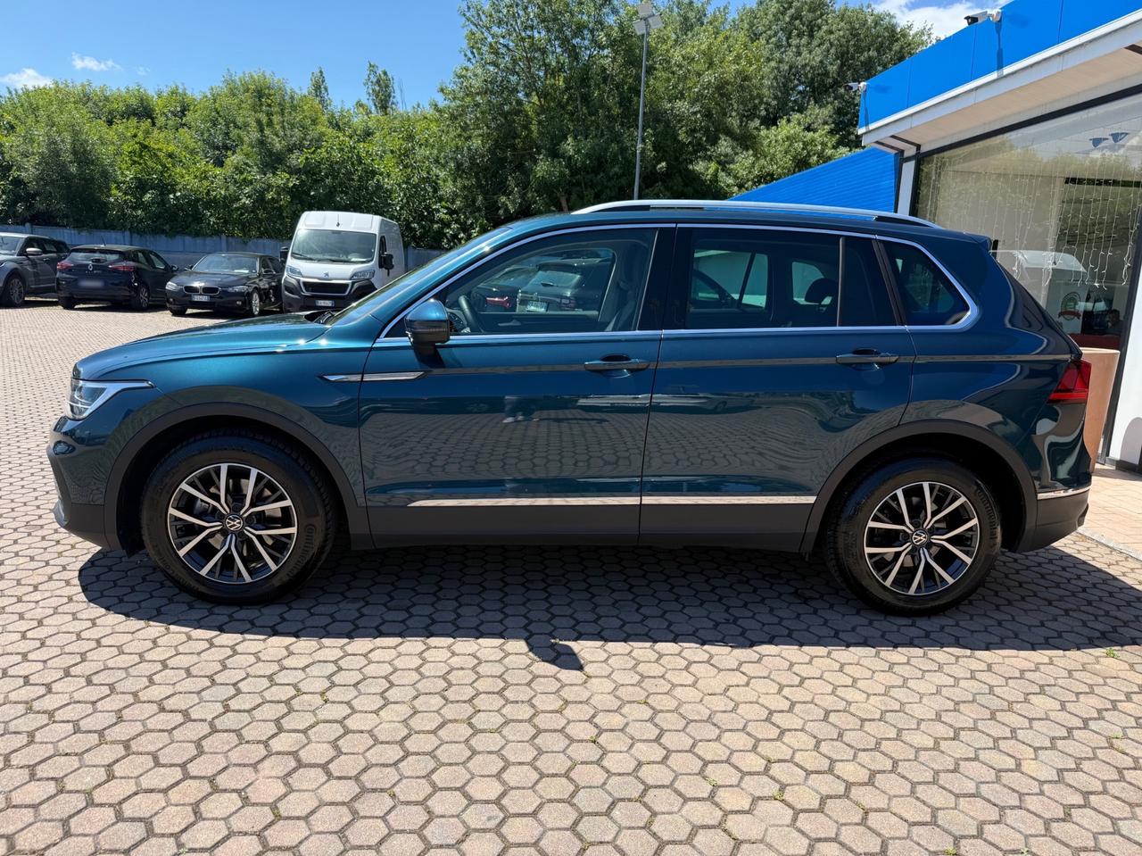 Volkswagen Tiguan 2.0 TDI SCR Life OK NEOPATENTATI in arrivo