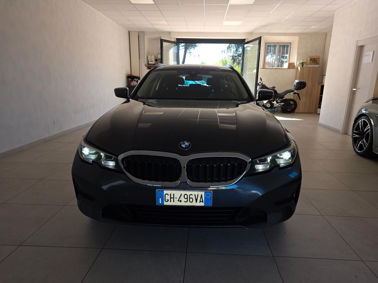 Bmw 318 318d 48V Business Advantage