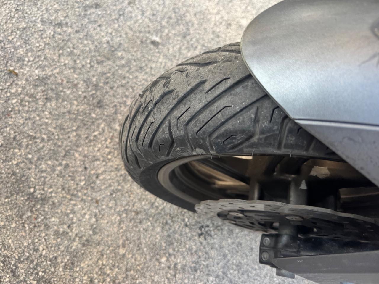 Kymco Xciting 400i Sport