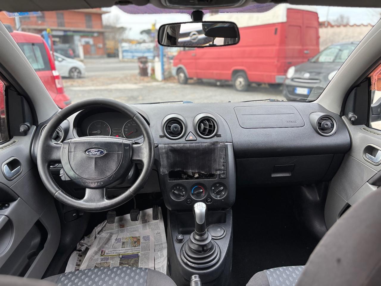 Ford Fiesta 1.4 TDCi 5p. Ghia