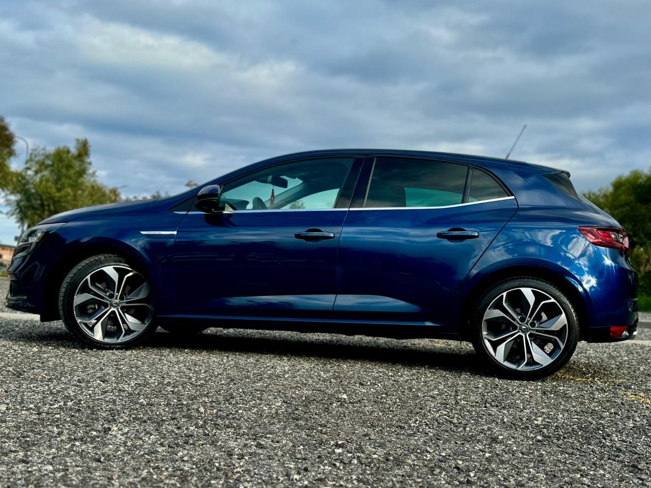 RENAULT MEGANE TCE 160 CV INTENS UNI PRO