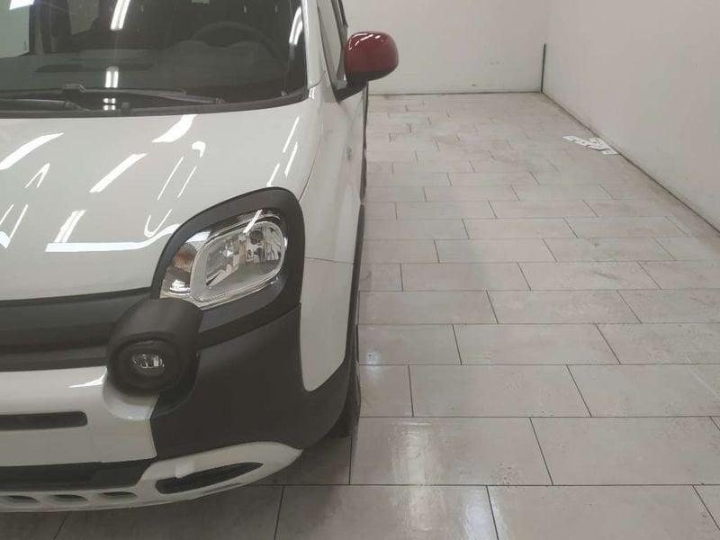 FIAT Panda Cross Panda 1.0 firefly hybrid (Red) s&s 70cv 5p.ti