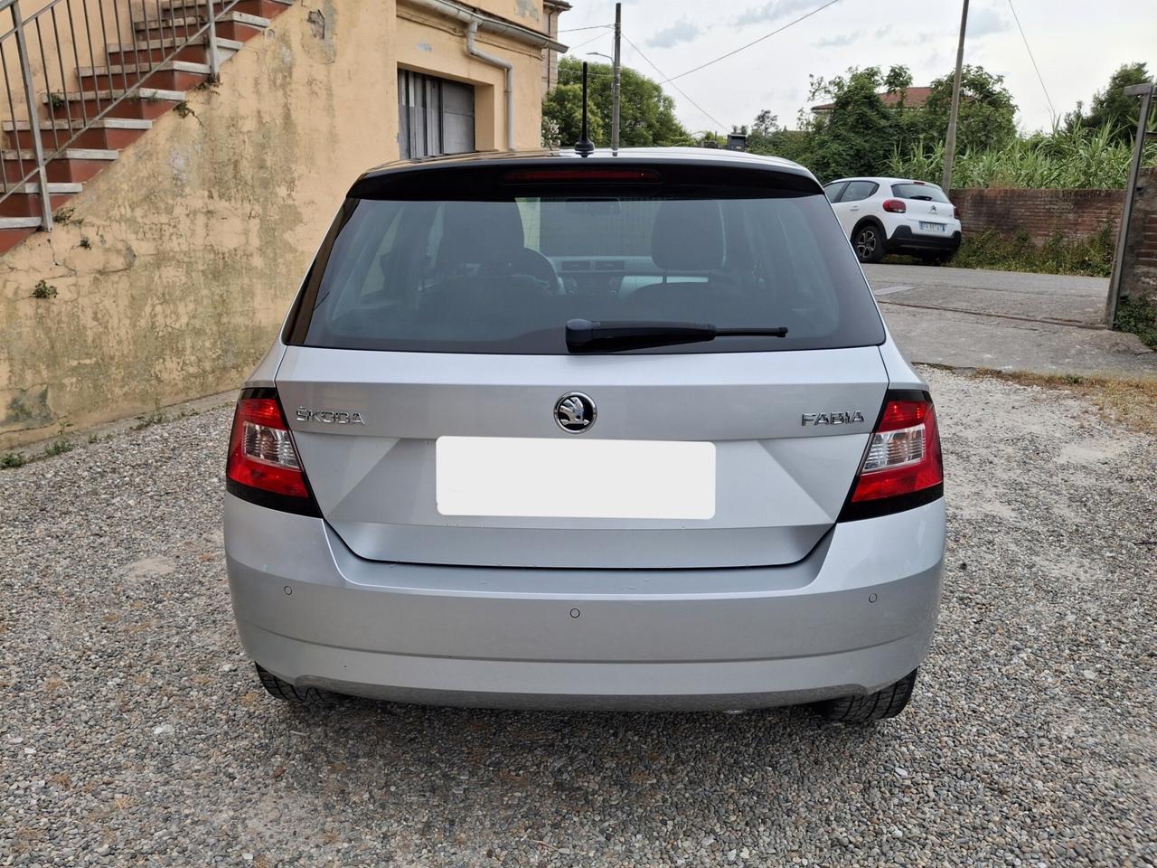 Skoda Fabia 1.0 MPI 60 CV Twin Color Design Edition Argento