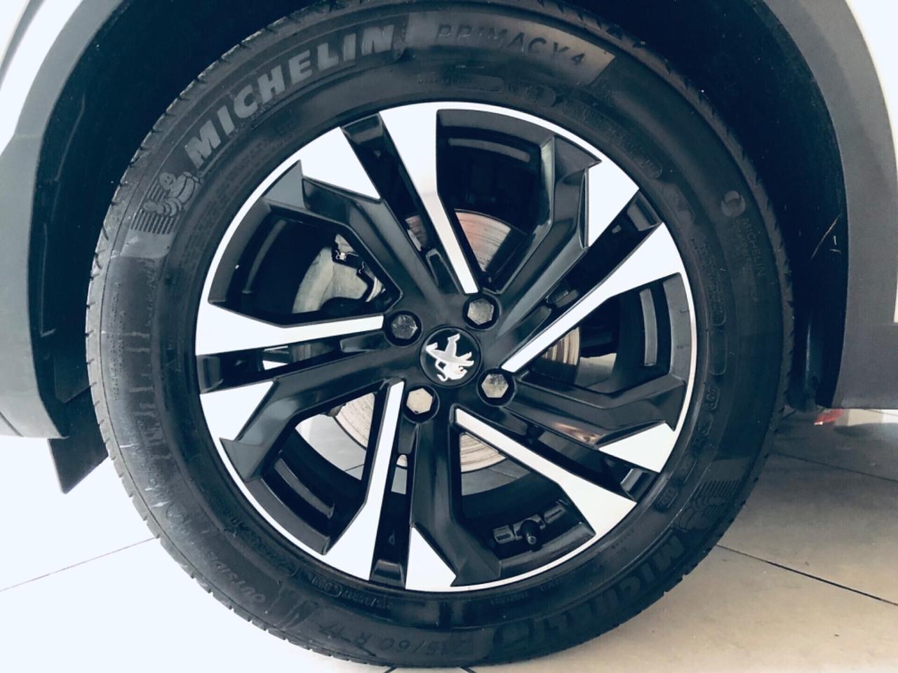 Peugeot 2008 1.5HDi TETTO -TELECAMERA PELLE Allure