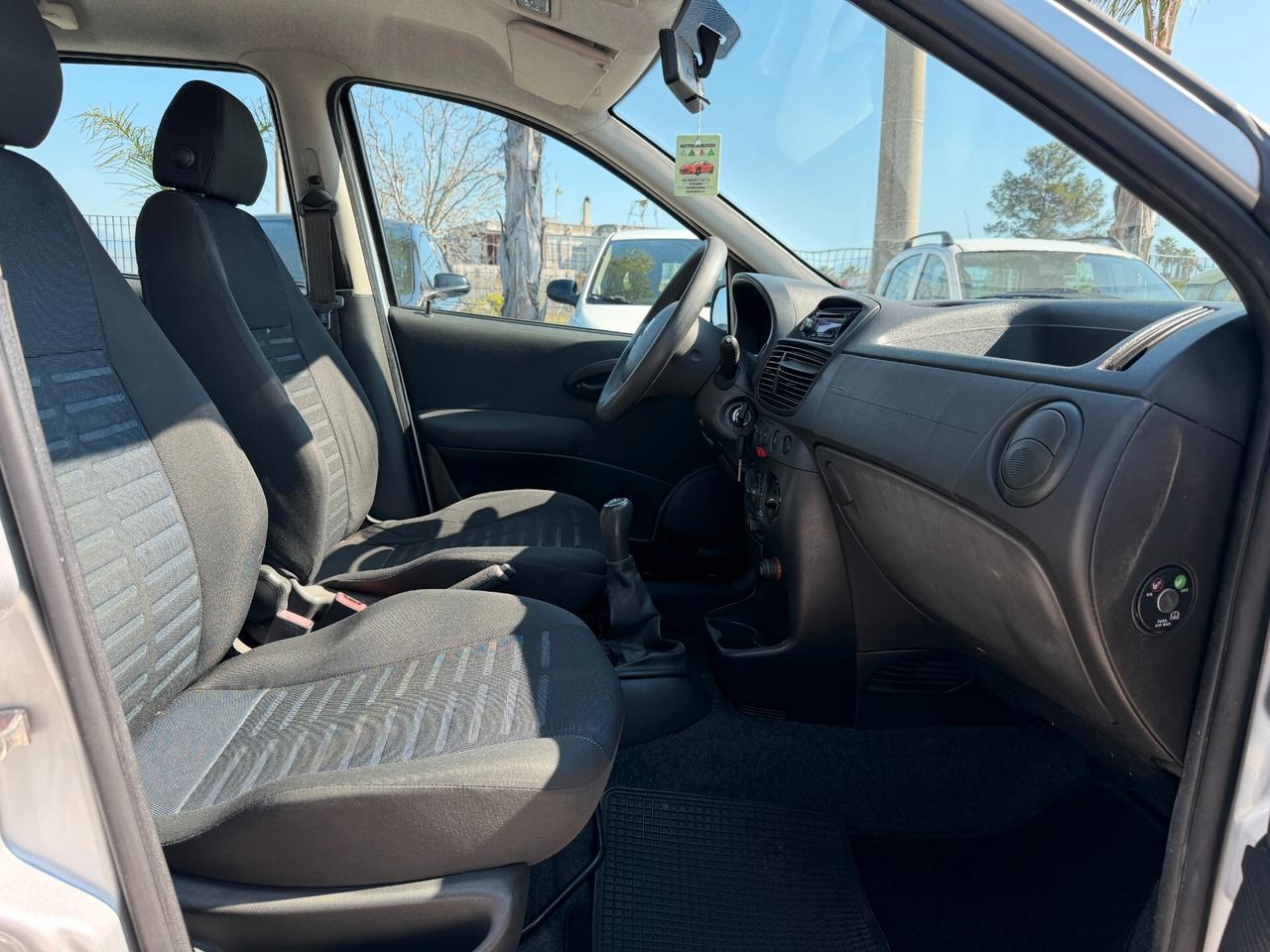 FIAT PUNTO 2010 1.3 MJT 69 CV *TAGLIANDATA