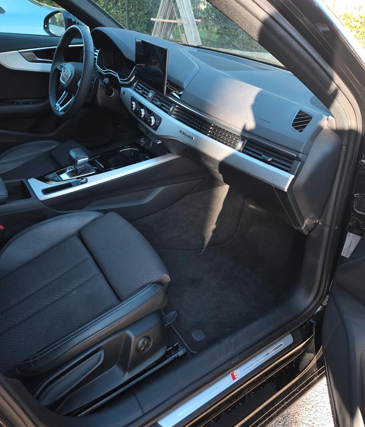 Audi A4 40 TDI Mild-Hybrid S line quattro