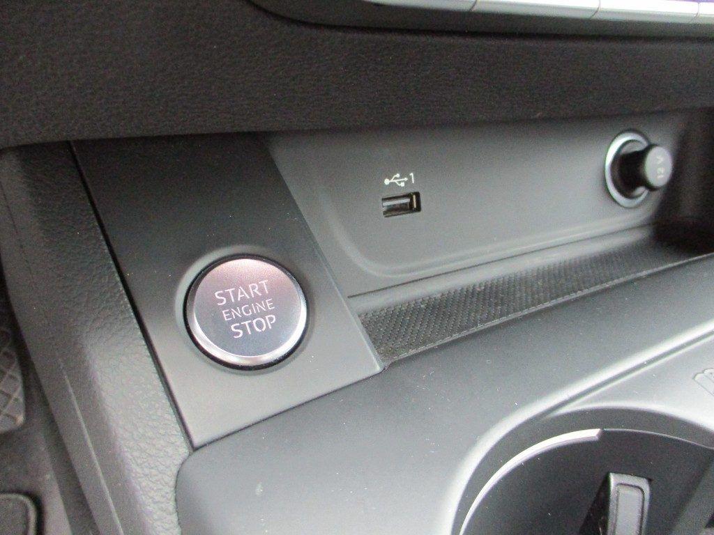 Audi A4 Avant 35 TDI S tronic Business Advanced