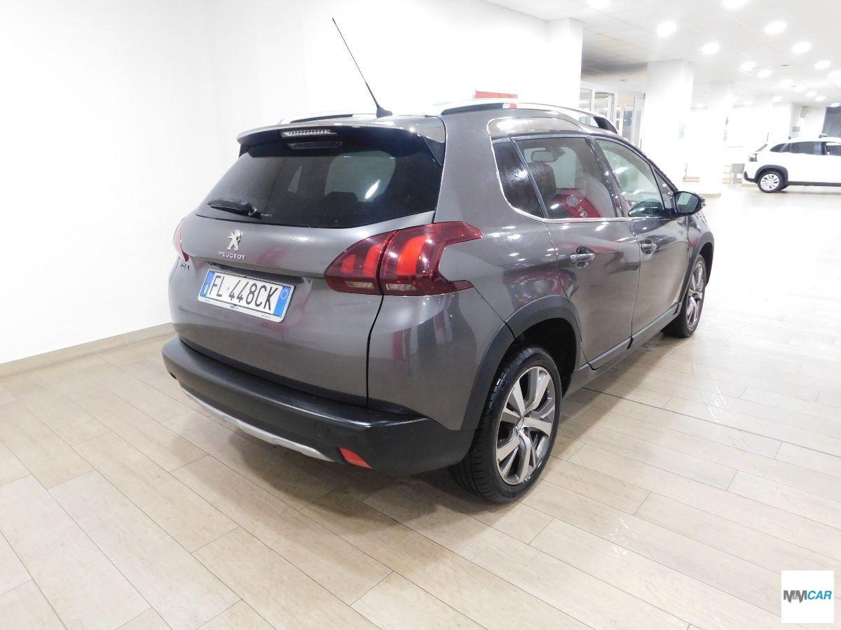 PEUGEOT - 2008 - BlueHDi 120 S&S Allure