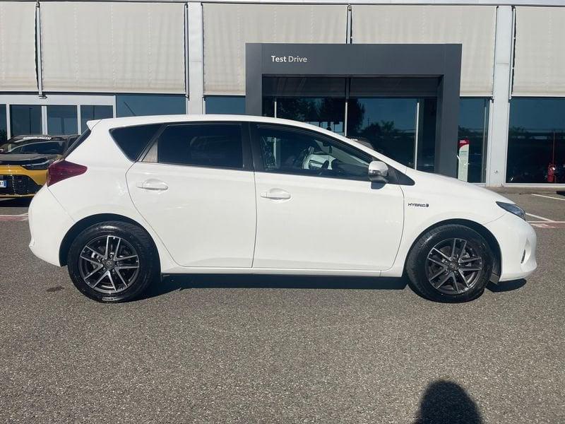 Toyota Auris Hybrid Active +