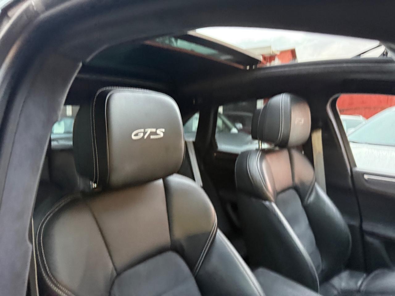 Macan 3.0 GTS-STRAFULL-NO VINCOLI-PERMUTE