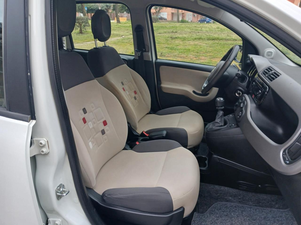 Fiat Panda 0.9 TwinAir Turbo Natural Power Lounge