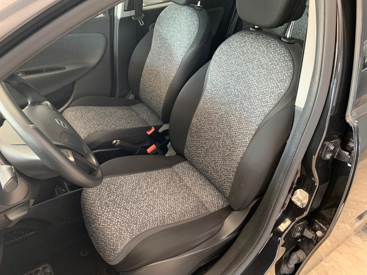 Lancia Ypsilon 1.0 FireFly 5 porte S&S Hybrid Silver Plus