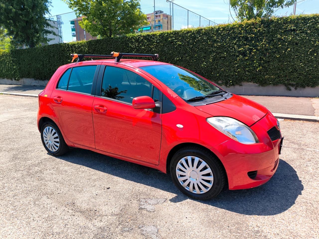 Toyota Yaris 1.0 5 porte Sol
