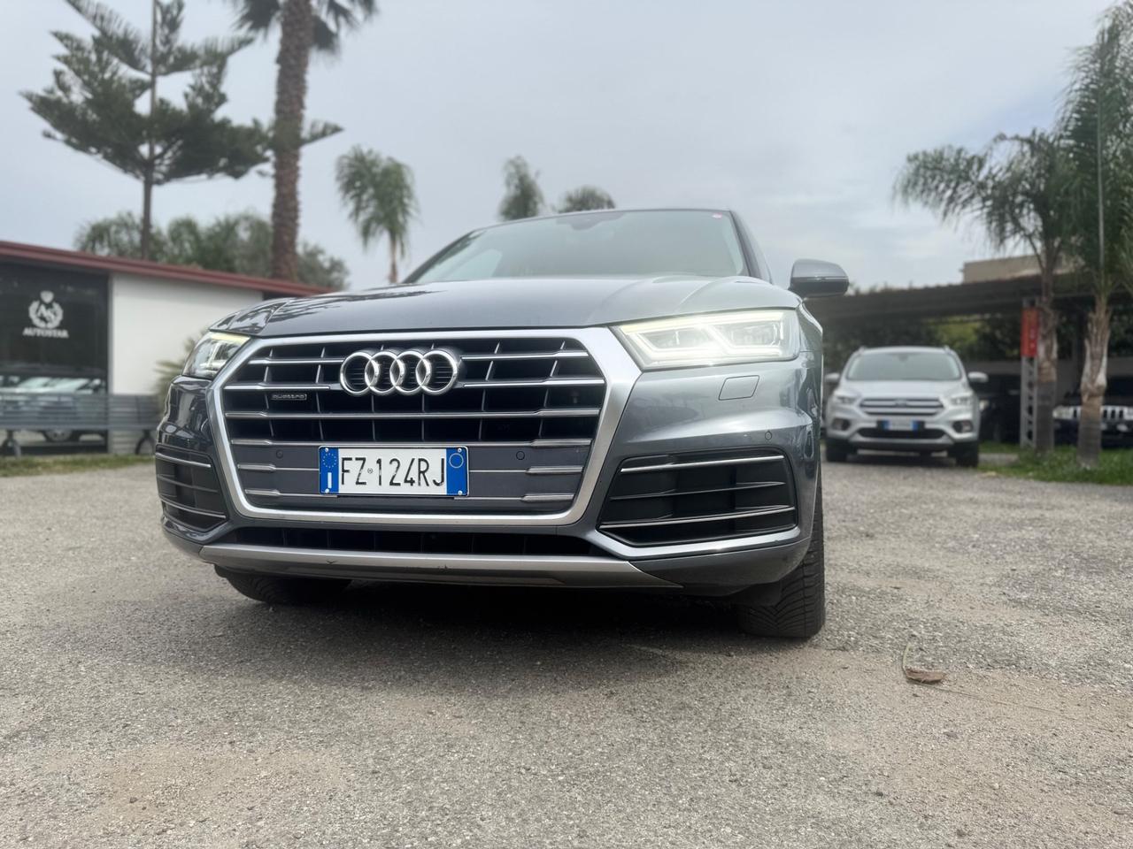 Audi Q5 40 TDI quattro S tronic Business