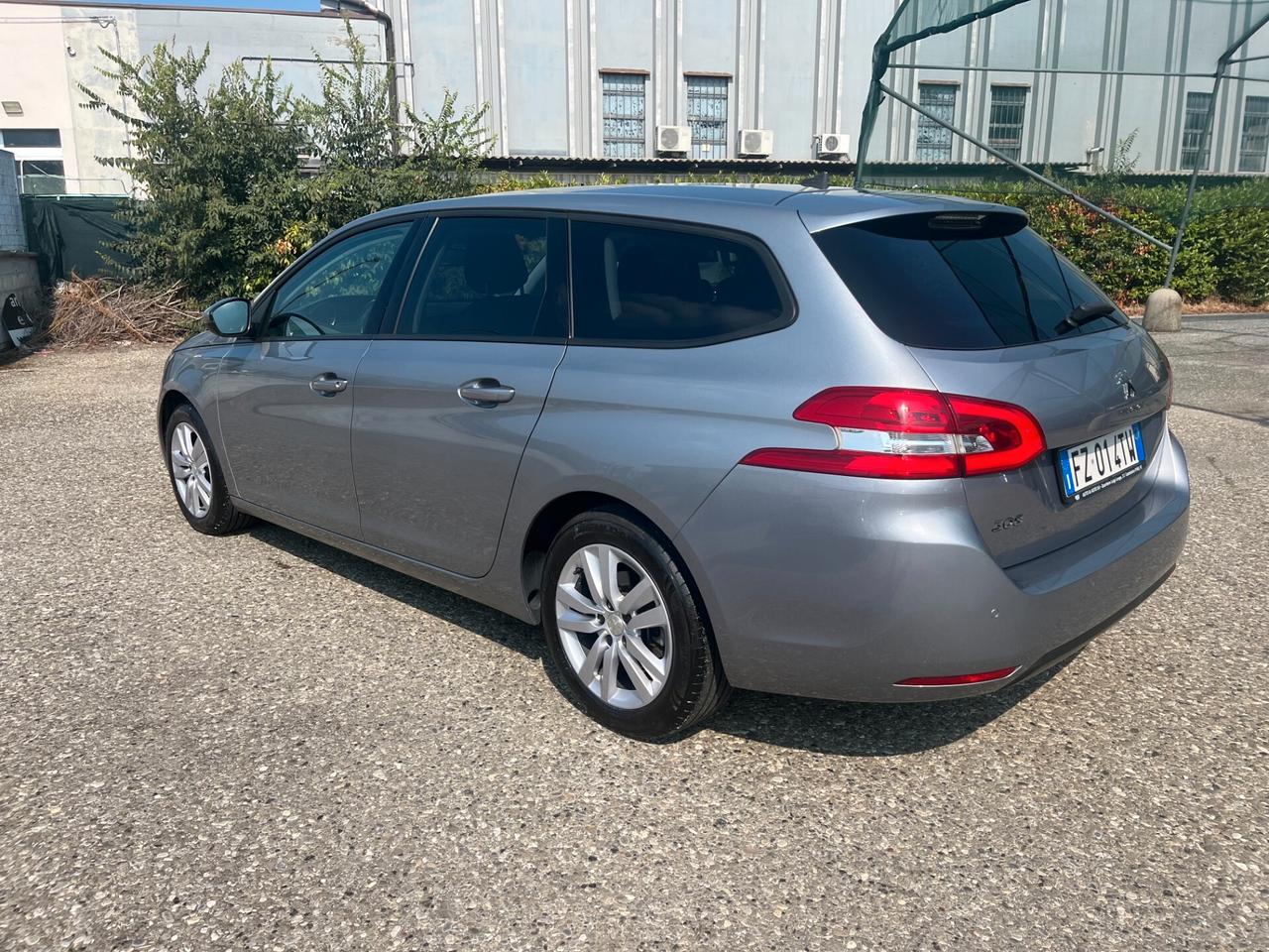 Peugeot 308 BlueHDi 130 S&S EAT8 SW Business