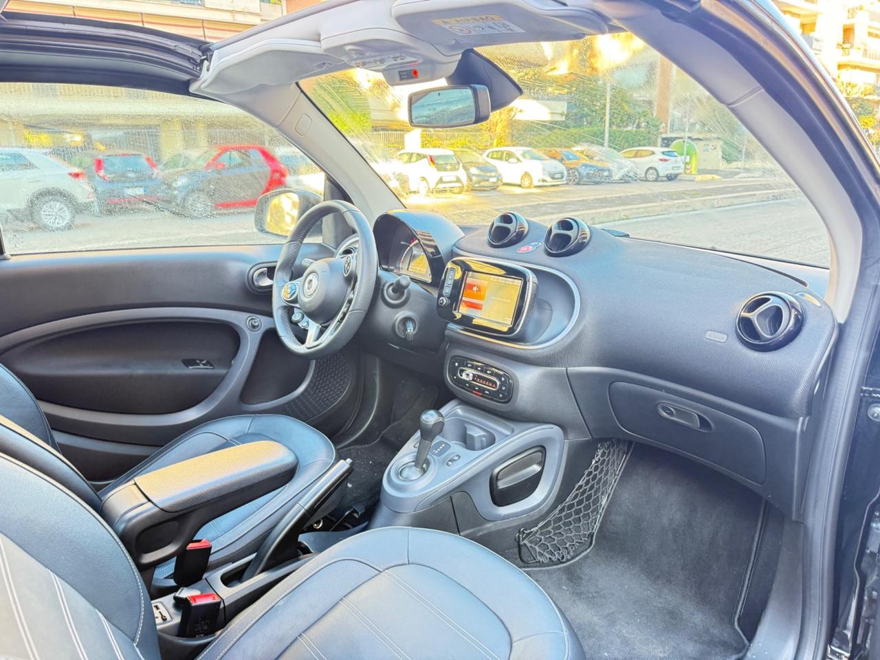 Smart ForTwo 90 0.9 T twinamic cabrio Prime LED PDC NAVI KAMERA PACK SPRT CERCHI 16 BLUETOOTH