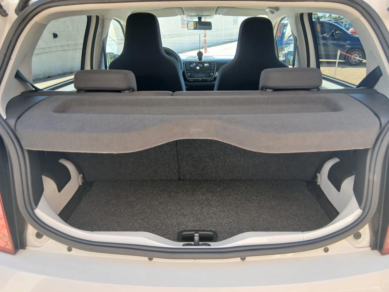 Volkswagen up! 1.0 BENZINA 75CV GARANTITA