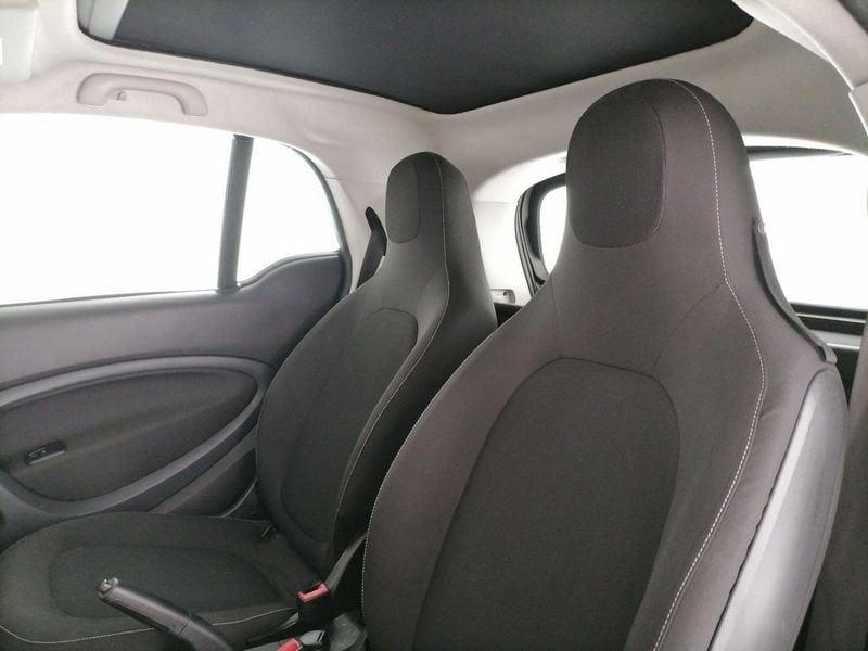 smart fortwo 0.9 t Nightrunner 90cv twinamic