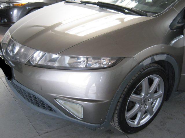 HONDA Civic 1.8 i-VTEC 5p. Sport