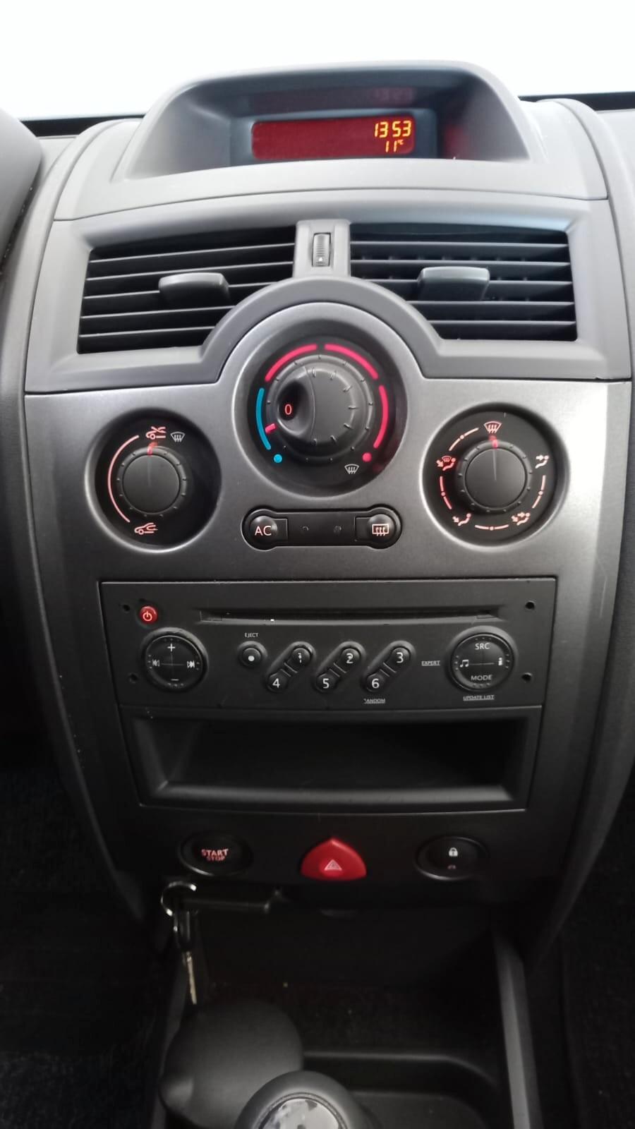 Renault Megane Mégane 1.6 16V Grandtour Luxe Dynamique