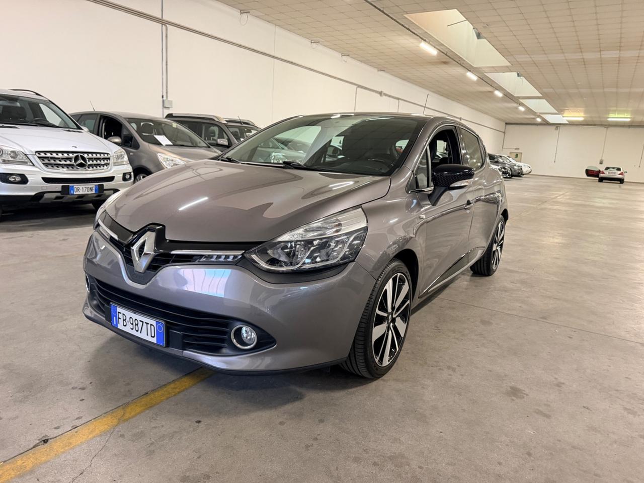 Renault Clio TCe 12V 90CV Start&Stop 5 porte Energy Intens