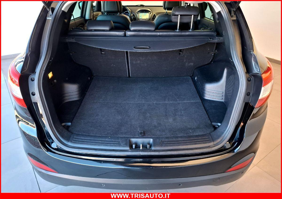 HYUNDAI iX35 1.7 Crdi Xpossible NEOPATENTATI (DOPPIO TETTO PANORAMICO APRIBILE)