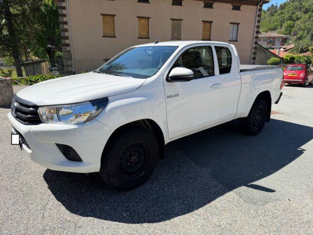 TOYOTA Hilux 2.4 D-4D 4WD 2 porte Single Cab Comfort