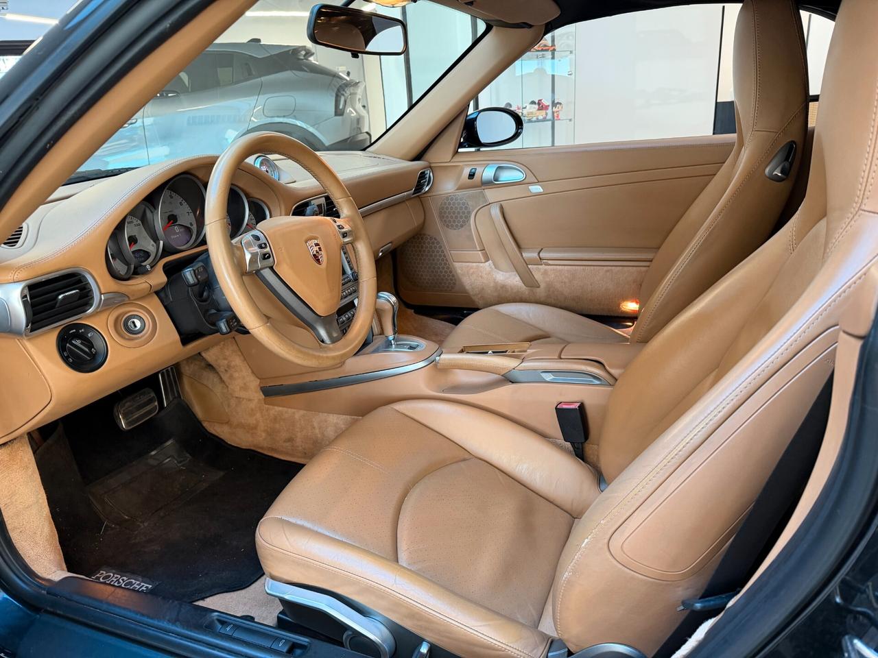 Porsche 911 Carrera 4S Cabriolet