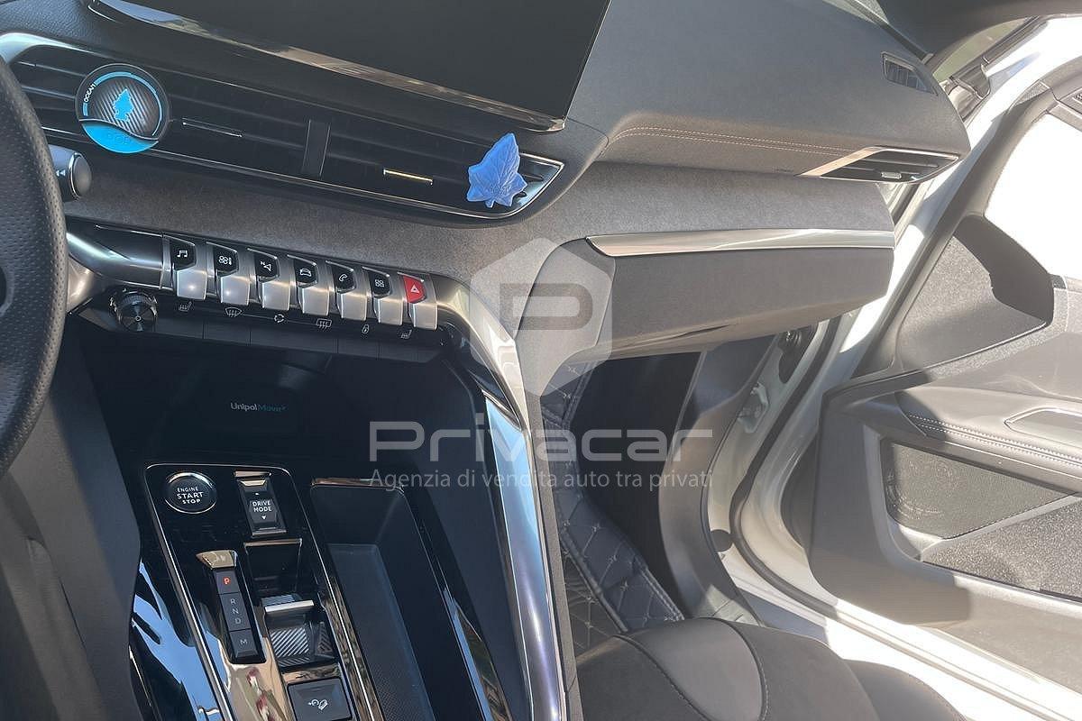PEUGEOT 3008 BlueHDi 130 S&S EAT8 GT