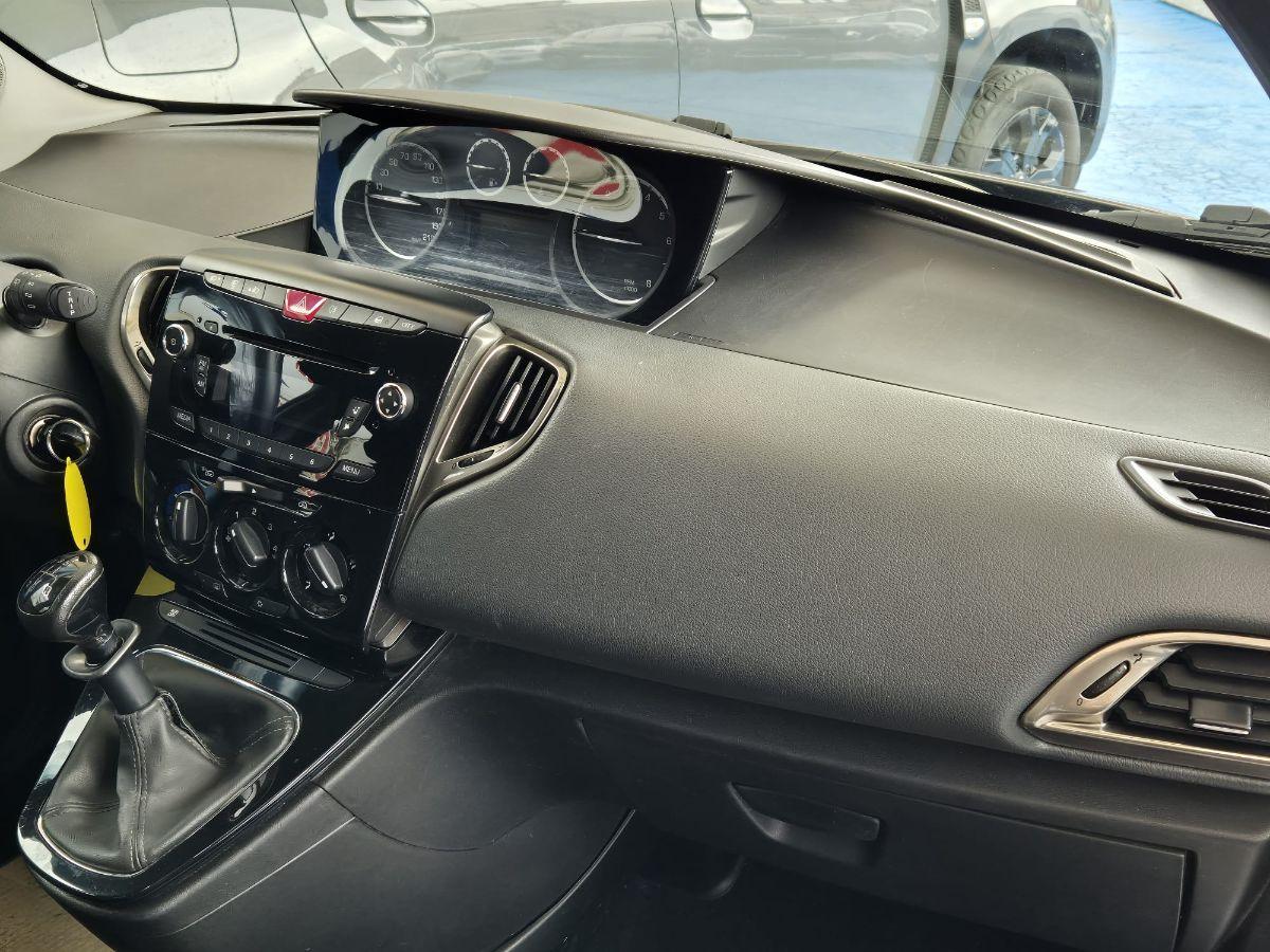 LANCIA - Ypsilon - 1.2 69 CV 5p. Gold