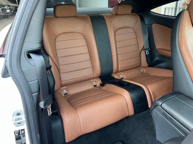 MERCEDES-BENZ C 220 d Coupé Premium Plus AMG