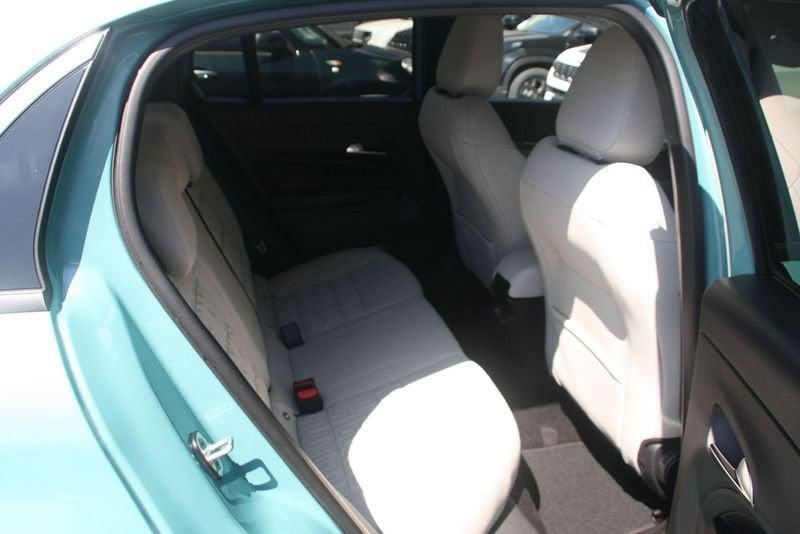 FIAT 600 Hybrid MHEV La Prima