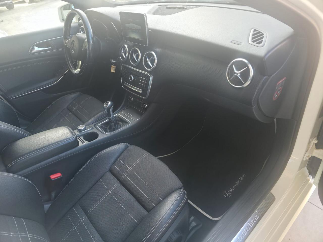 Mercedes-benz A 160 d Premium