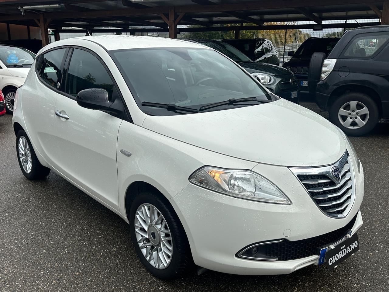 Lancia Ypsilon 1.2 69 CV 5 porte GPL Ecochic Gold