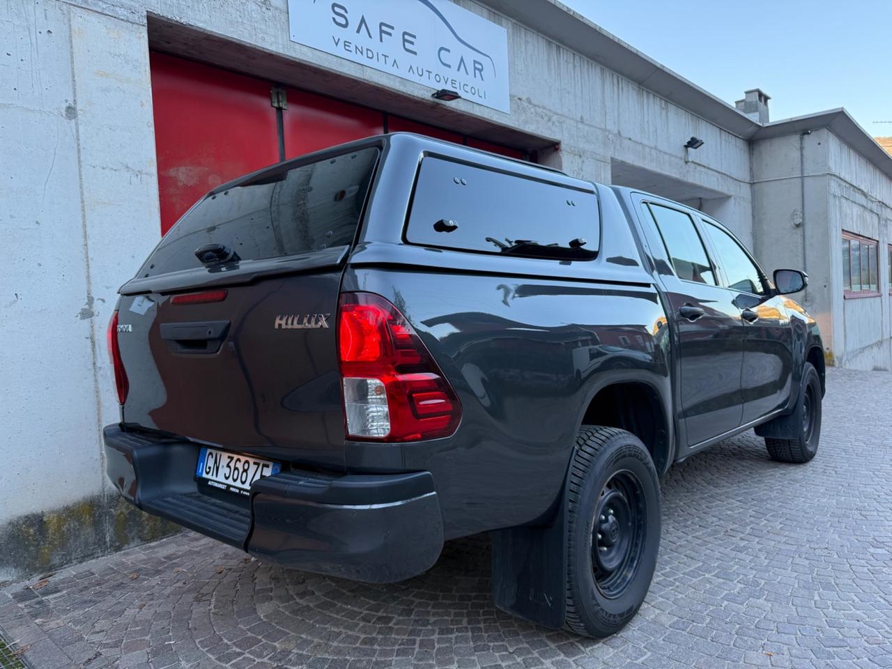 Toyota Hilux 2.4 D-4D 4WD 4 porte Double Cab Executive