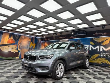 Volvo XC40 D3 AWD Geartronic R-DESING (137)