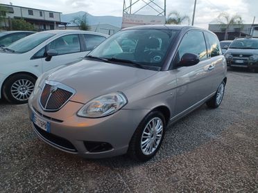 Lancia Ypsilon 1.2 Platino