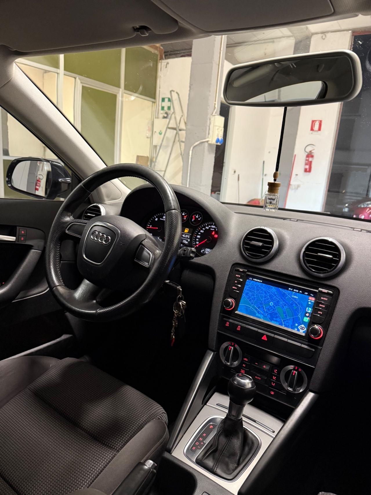 Audi A3 SPB 1.6 TDI 105 CV CR Attraction