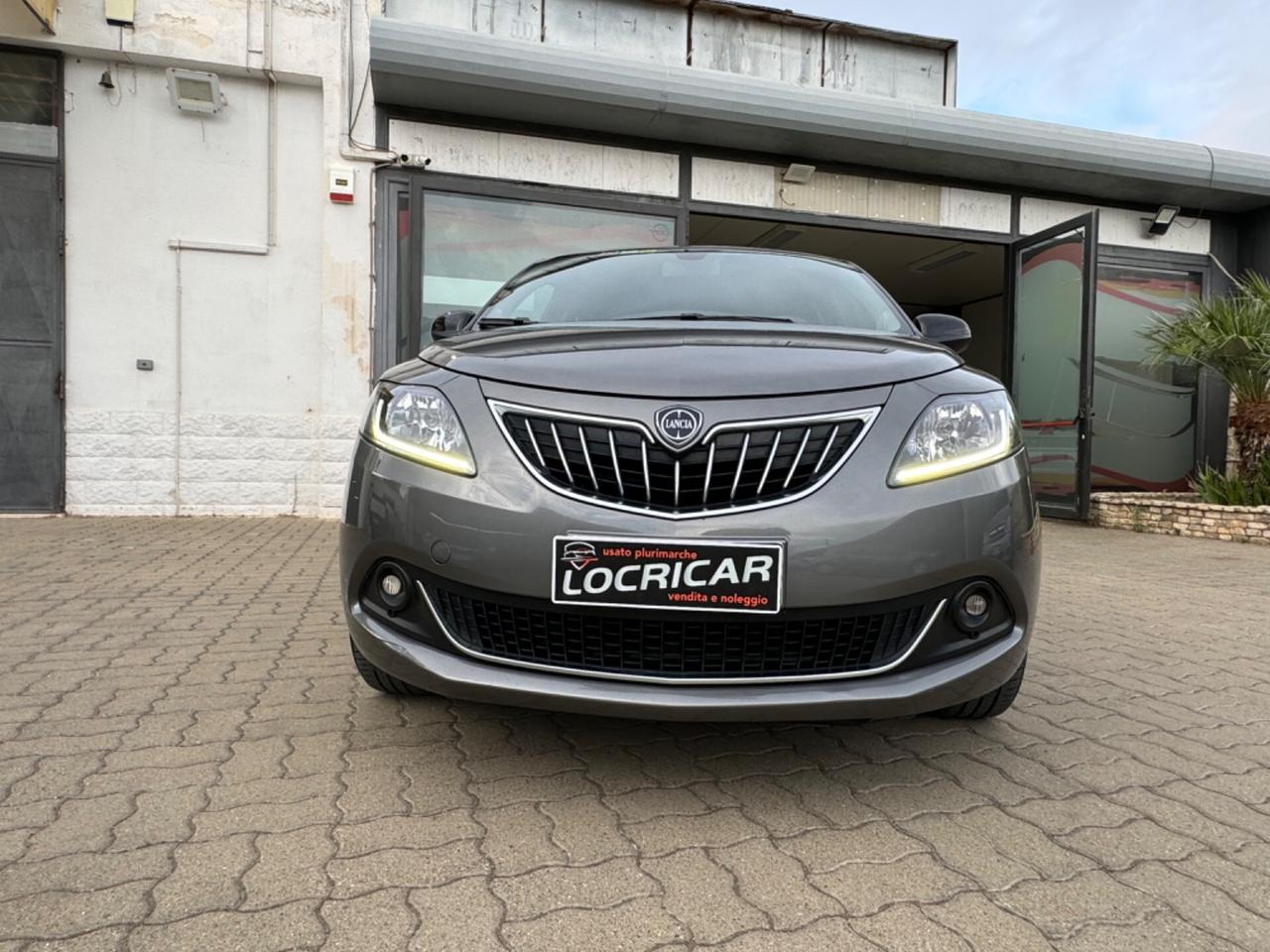 Lancia Ypsilon 1.0 FireFly 5 Hybrid Ecochic UnYca