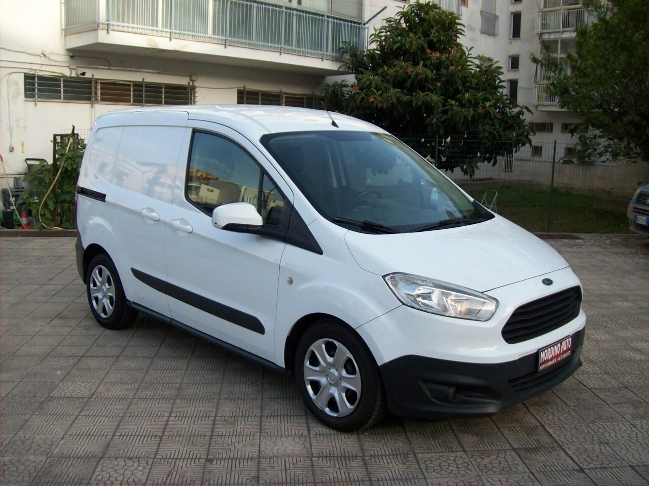 Ford Transit Courier Van 1.5 TDCi 95CV Trend