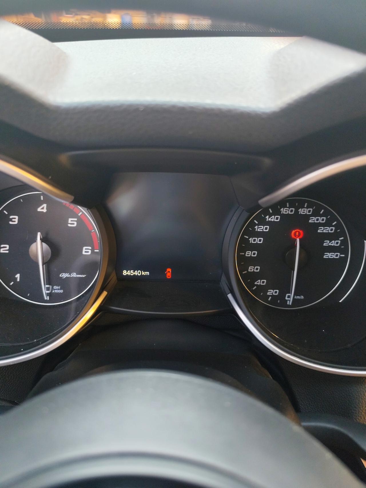 Alfa Romeo Stelvio 2.2 Turbodiesel 160 CV AT8 RWD Business