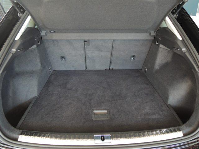 AUDI Q3 35 TDI S tronic Business Advanced