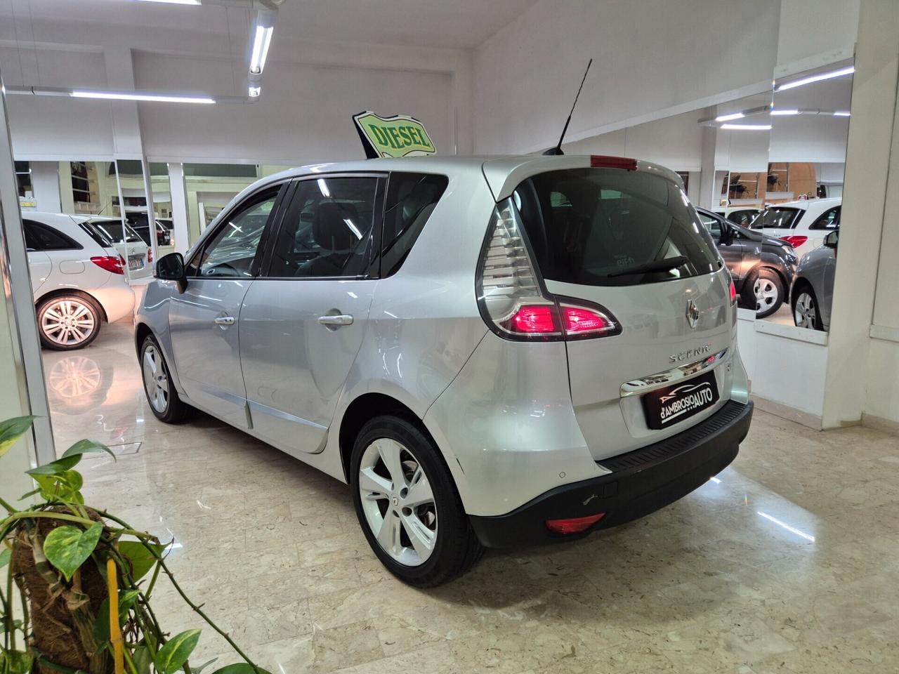 Renault Scenic X-Mode 1.5 dCi 110 CV Luxe-Privilege