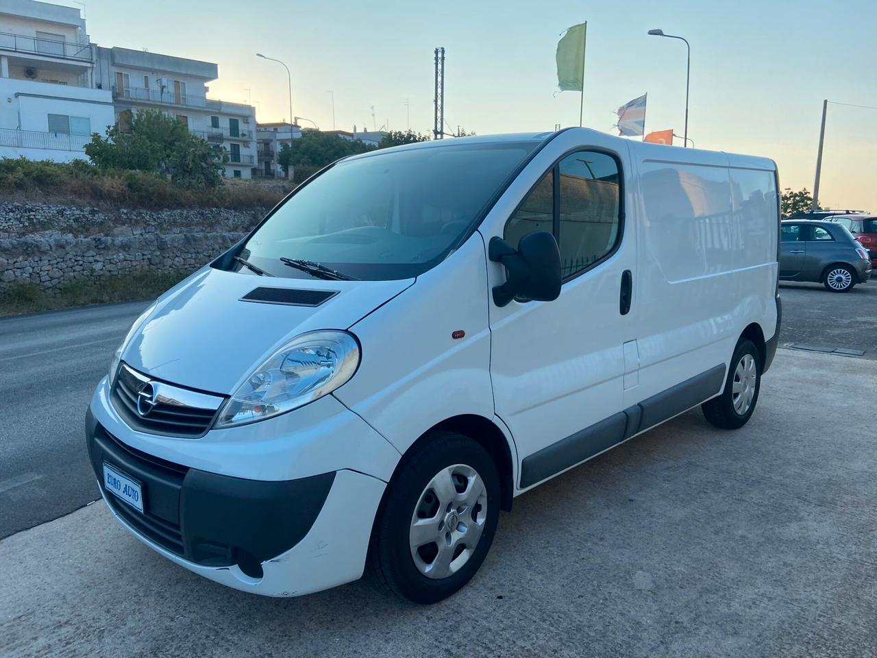 Opel Vivaro 29 2.0 CDTI PC-TN Furgone Fap 3 posti
