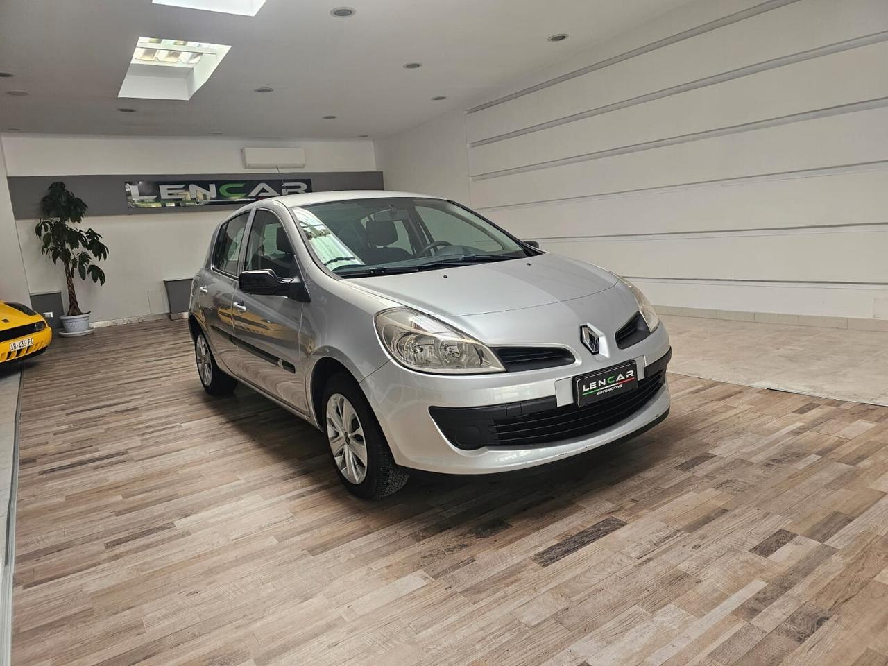 Renault Clio 1.5 dCi 85CV 5 porte Rip Curl