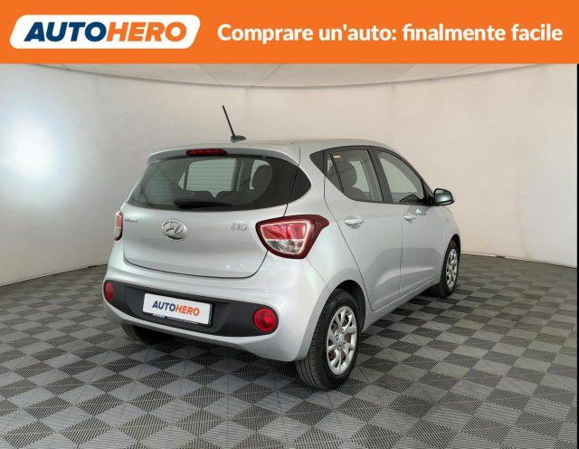HYUNDAI i10 1.0 MPI Advanced