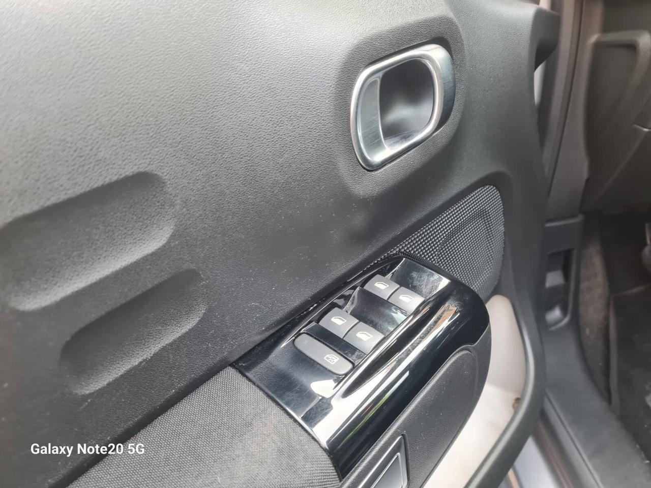 Citroen C3 PureTech 83 S&S Shine Pack ,navi,telecamera full