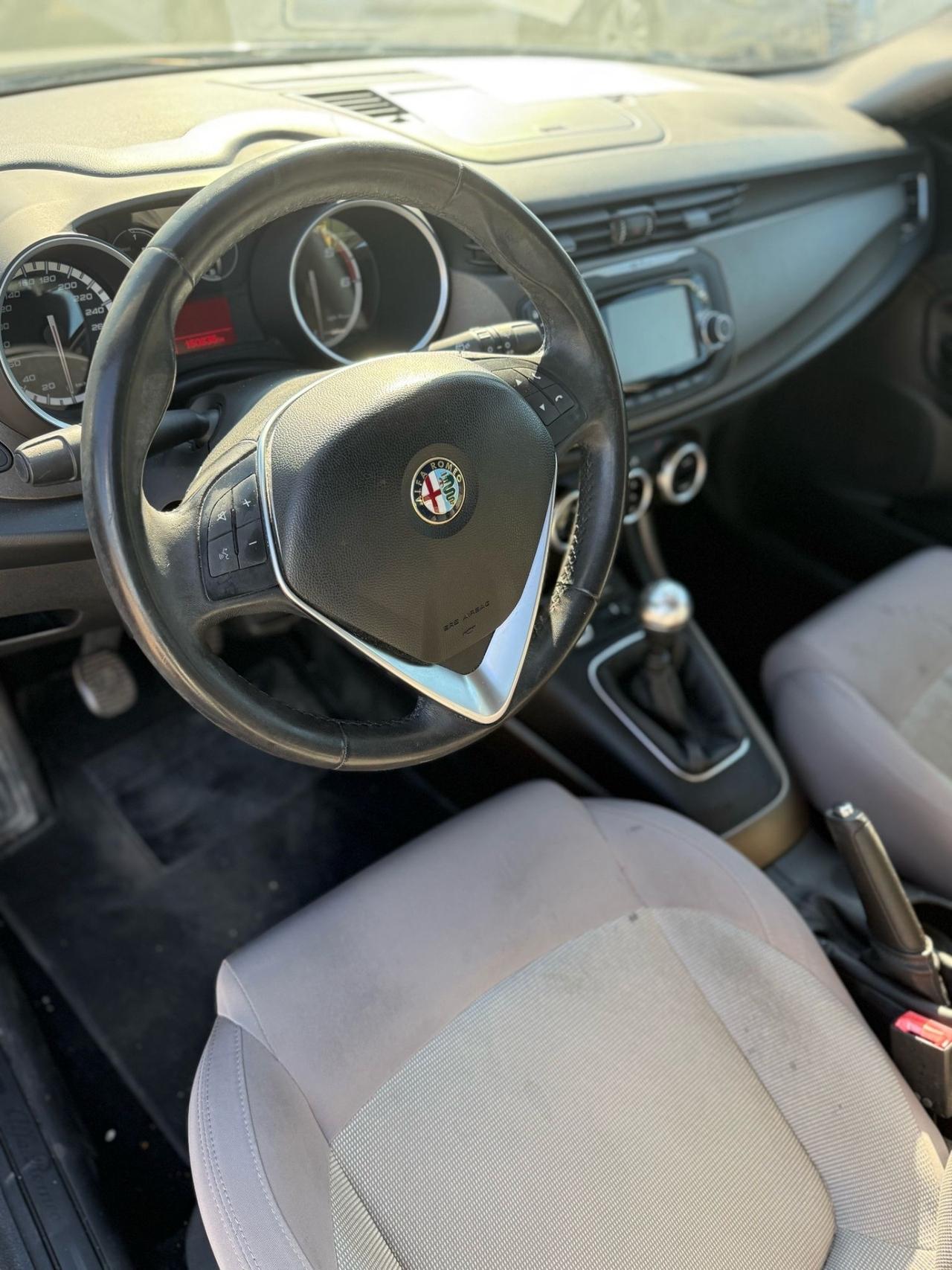 Alfa Romeo Giulietta 1.6 JTDm-2 105 CV Distinctive
