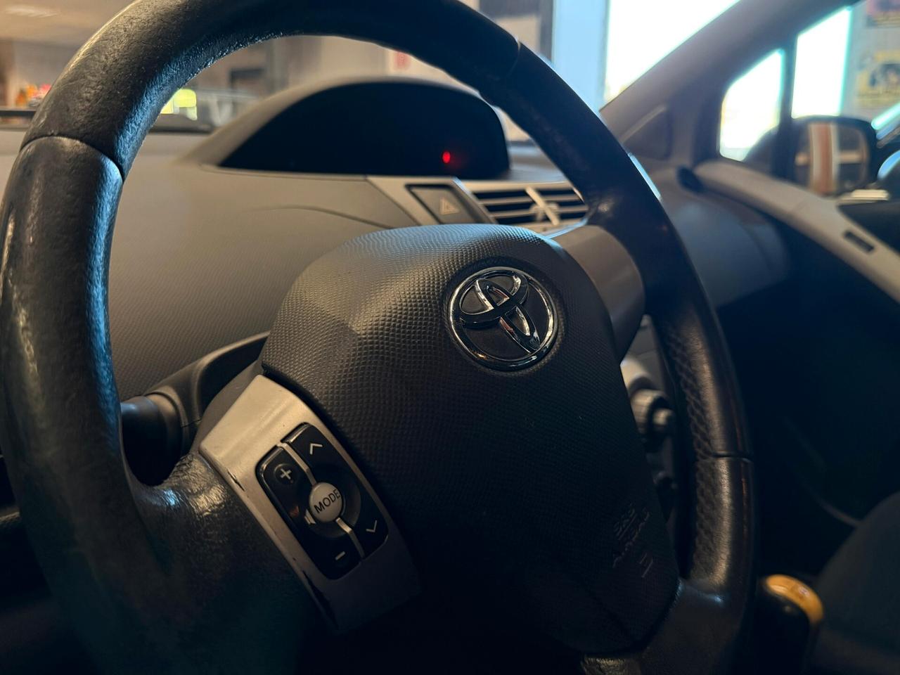 Toyota Yaris 1.4 D-4D 5 porte 90cv